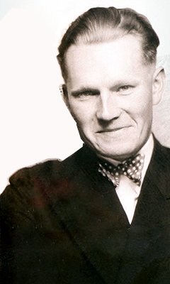 Afbeelding in het Publieke Domein op 18 juni 2026 opgevraagd van https://commons.wikimedia.org/wiki/File:HansCalmeyer.jpg?uselang=nl#Licentie