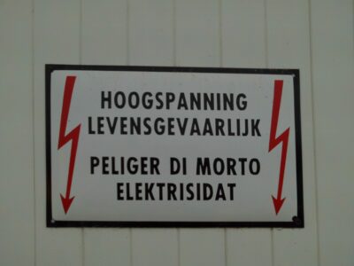 Afbeelding in het Publieke Domein op 23 juni 2026 opgevraagd van https://commons.wikimedia.org/wiki/File:Papiamento-NL_information.jpg?uselang=nl#Licentie
